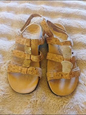 Vionic Cork-Pattern Tan Strappy Sandals